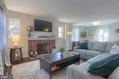 128 W Areba Avenue, Hershey, PA 17033 - Photo 4