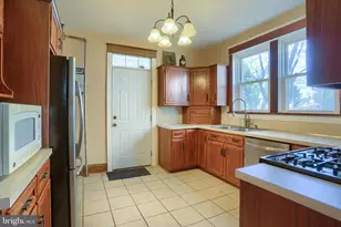 106 Shell St, Harrisburg, PA 17109 - Photo 8