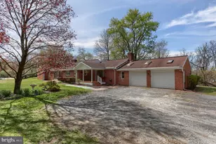 96 Schoolhouse Rd, Middletown, PA 17057 - Photo 2