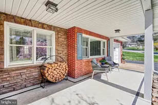 611 Garden Dr, Harrisburg, PA 17111 - Photo 6