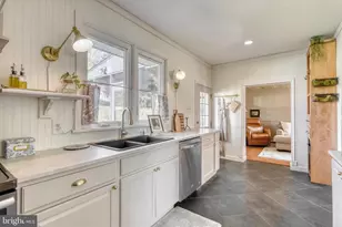 611 Garden Dr, Harrisburg, PA 17111 - Photo 12