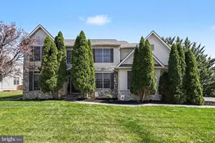 2374 Pullman Way, Hummelstown, PA 17036 - Photo 1