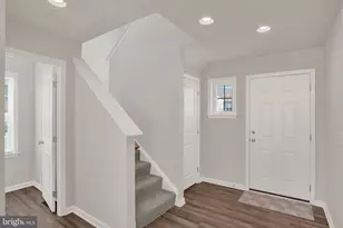 1800 Ethan Dr, Harrisburg, PA 17110 - Photo 2