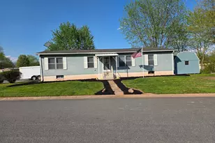 2 Rose Ave, Middletown, PA 17057 - Photo 2