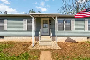 2 Rose Ave, Middletown, PA 17057 - Photo 4