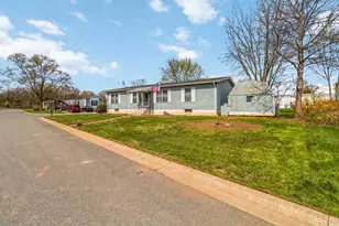 2 Rose Ave, Middletown, PA 17057 - Photo 1