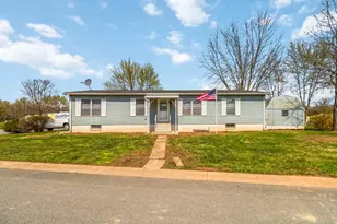 2 Rose Ave, Middletown, PA 17057 - Photo 2