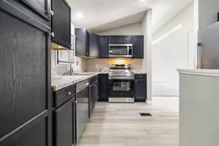 2 Rose Ave, Middletown, PA 17057 - Photo 8