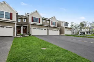 104 Magnolia Dr, Middletown, PA 17057 - Photo 2