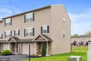 773 S 82nd St, Harrisburg, PA 17111 - Photo 2