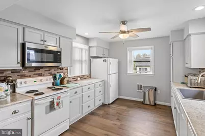 108 W Bonnie Avenue, Elizabethville, PA 17023 - Photo 6