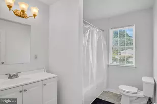 125 E Emaus St, Middletown, PA 17057 - Photo 8