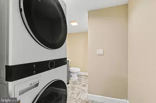 918 N 16th St, Harrisburg, PA 17103 - Photo 26