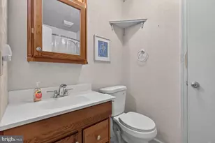 826 Lark Dr, Harrisburg, PA 17111 - Photo 18