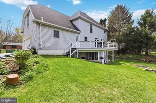 1221 Jill Dr, Hummelstown, PA 17036 - Photo 8