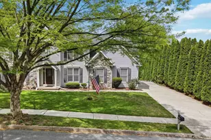 1221 Jill Dr, Hummelstown, PA 17036 - Photo 2