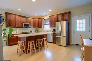 2003 Green St, Harrisburg, PA 17102 - Photo 8