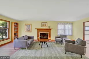 5909 Eshenaur Dr, Harrisburg, PA 17112 - Photo 6