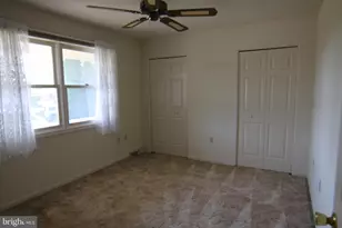 1370 Woodridge Dr, Middletown, PA 17057 - Photo 14