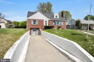 3736 Sharon St, Harrisburg, PA 17111 - Photo 2