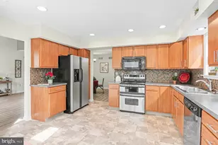 6109 Summit Pointe Dr, Harrisburg, PA 17111 - Photo 14