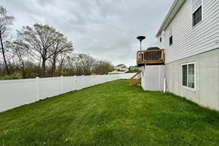 1813 Silverleaf Ln, Palmyra, PA 17078 - Photo 10