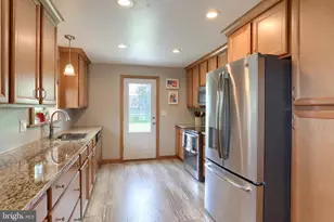 4610 South Rd, Harrisburg, PA 17109 - Photo 14
