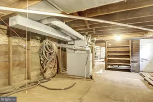 319 N 2nd St, Halifax, PA 17032 - Photo 32