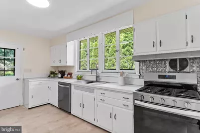 3700 Vista Terrace, Harrisburg, PA 17111 - Photo 16