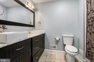 3512 N 6th St, Harrisburg, PA 17110 - Photo 16