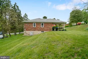 105 N 30th St, Harrisburg, PA 17111 - Photo 12