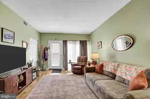 505 Cherrington Dr, Harrisburg, PA 17110 - Photo 4