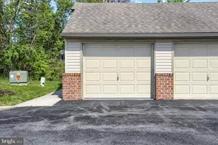 1105 Cherrington Dr, Harrisburg, PA 17110 - Photo 20
