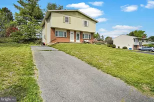 7952 Jefferson St, Hummelstown, PA 17036 - Photo 2