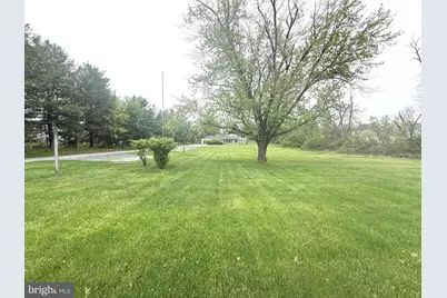 4041 Linglestown Road, Harrisburg, PA 17112 - Photo 1
