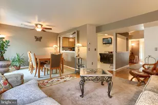 5790 Hidden Lake Dr, Harrisburg, PA 17111 - Photo 8