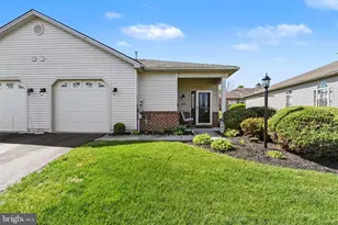 141 Leonard Ln, Harrisburg, PA 17111 - Photo 2