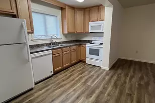 15 E Main St, Hummelstown, PA 17036 - Photo 6