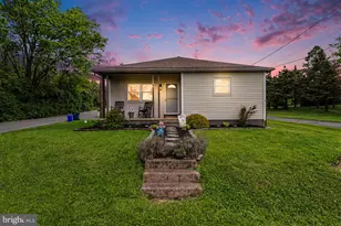 174 Hollywood Dr, Middletown, PA 17057 - Photo 2