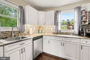 174 Hollywood Dr, Middletown, PA 17057 - Photo 8
