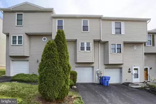 137 Chartwood Dr, Harrisburg, PA 17111 - Photo 2