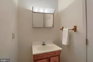 137 Chartwood Dr, Harrisburg, PA 17111 - Photo 14