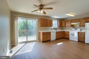 137 Chartwood Dr, Harrisburg, PA 17111 - Photo 16