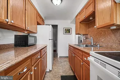 2461 Adrian Street, Harrisburg, PA 17104 - Photo 12