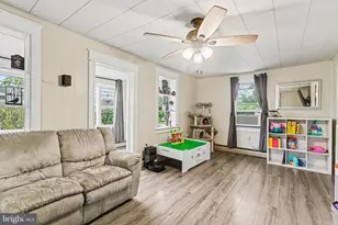 1020 Oberlin Rd, Middletown, PA 17057 - Photo 4