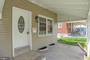 2266 Kensington St, Harrisburg, PA 17104 - Photo 2