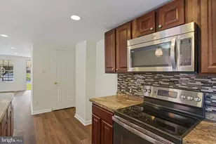 2266 Kensington St, Harrisburg, PA 17104 - Photo 8