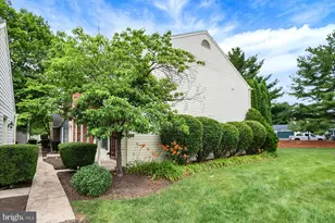 2063 D Raleigh Rd, Hummelstown, PA 17036 - Photo 4