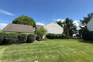 2063 D Raleigh Rd, Hummelstown, PA 17036 - Photo 4