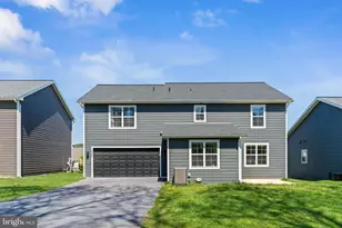 2425 Hawthorne Dr, Harrisburg, PA 17110 - Photo 42